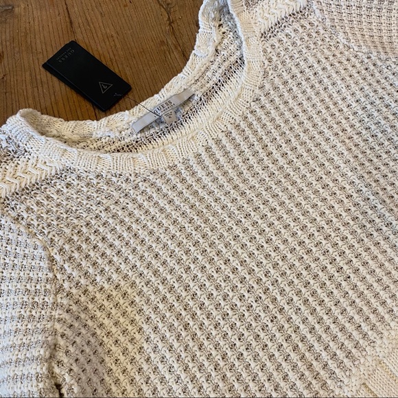 NWT GUESS Knit Cropped Sweater - Picture 2 of 3